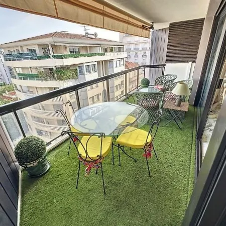 Luxury 1 Bedroom Jardin Croisette 265 By Interhome *